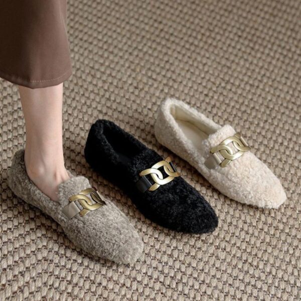 Women's Fluffy Flat Shoes 2025 Winter New Korean Style Round Toe Trendy Metal Buckle Slip-on Flat Heel Ladies' Shoes for Export